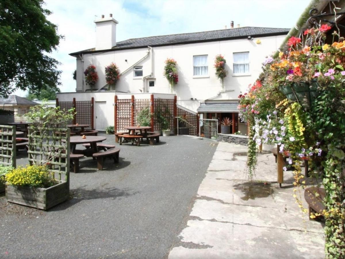The Railway Inn Galmpton Exterior foto